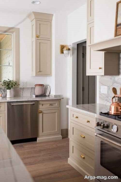 طراحی کابینت رنگ بژ