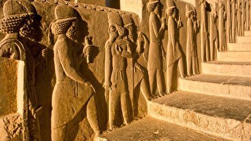 سرنوشت تلخ جشن‌های ایرانی / از ممنوعیت برگزاری تا به هم زدن شادی‌ در جشن‌ها / وقتی حتی آب‌پاشی ممنوع است (فیلم)