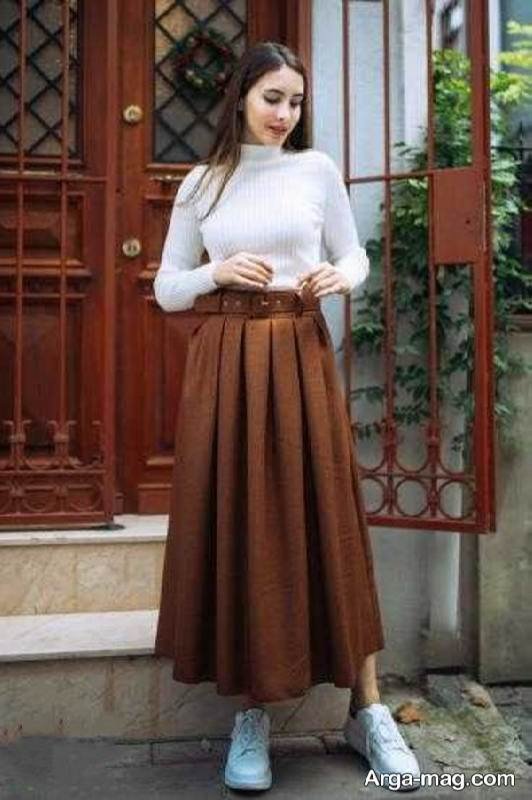 تیپ زیبا با دامن قهوه ای