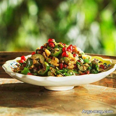معرفی طرز تهیه سالاد انار و زیتون
