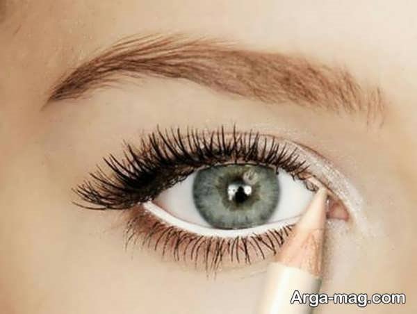 کاربرد مداد سفید در میکاپ