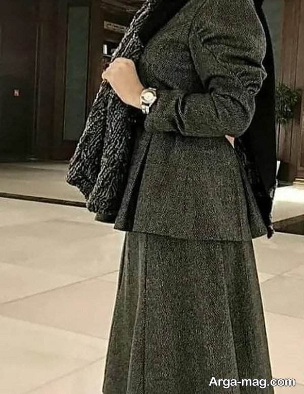 پالتو و دامن با رنگ خاص