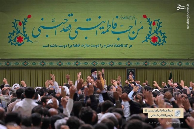 کمبودها زیاد است اما کشور در حال حرکت و پیشرفت است/ پدیده مداحی باید مرکز ادبیات مقاومت و تبیین معارف دینی و انقلابی شود/ لزوم تغییر آرایش تبلیغاتی و رسانه‌ای در برابر تلاش دشمن برای تسخیر دل‌ها و مغزها