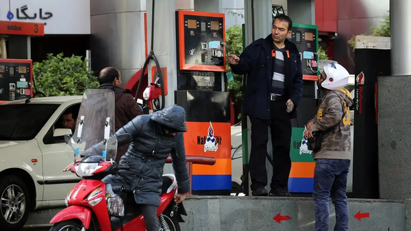 مدت زمان ذخیره سهمیه بنزین ۱۵۰۰ تومانی اعلام شد