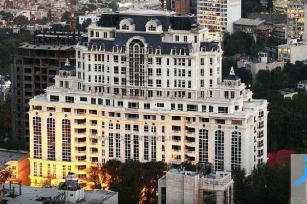 پرواز در اوج آسمان تهران با پنتهاوسهای لوکس/ پول خانه ۱۰۰ آپارتمان برای رهن یک ملک!