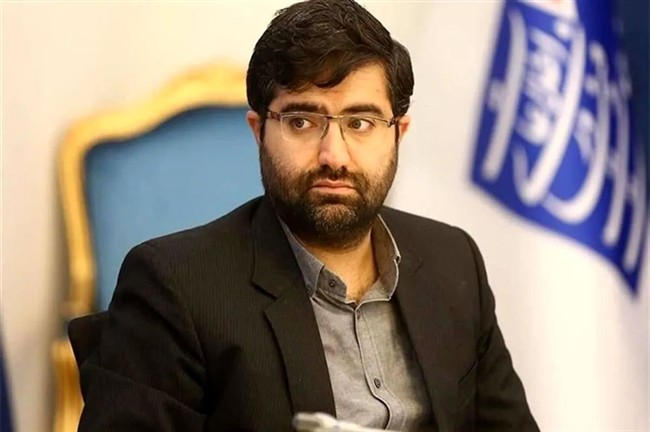 اظهارات سقاب اصفهانی درباره نقش مافیای سوخت و انرژی در تصادف خودرو خانواده‌اش