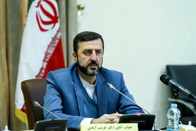 غریب‌آبادی: مردم ایران هرگز تسلیم نخواهند شد