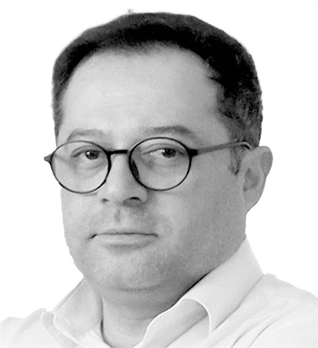 بهرنگ شادرو