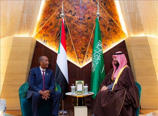 گفت‌وگوی ولیعهد عربستان و البرهان درباره آخرین تحولات سودان
