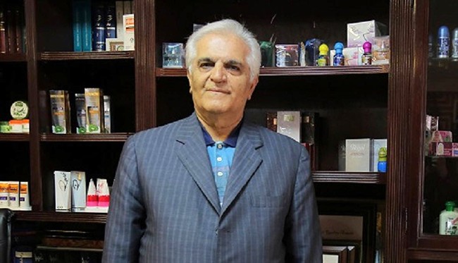 اعطای نشان عالی مدیر سال به محمدمهدی کامکار