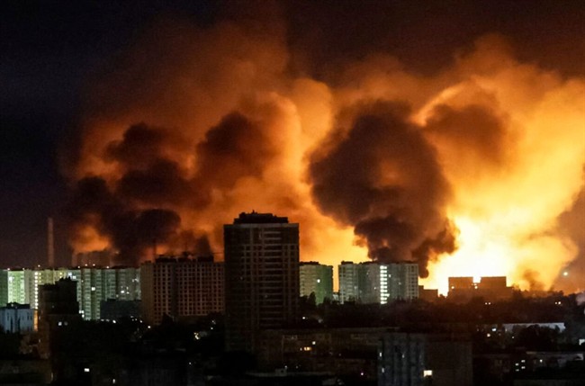 انفجارهای شدید کی یف را لرزاند/ حمله گسترده پهپادی روسیه به شهرهای اوکراین