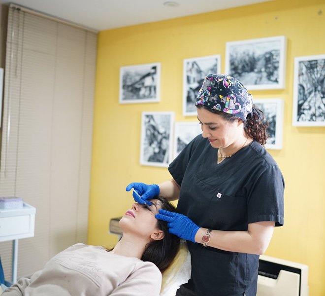 بهترین دکتر و مرکز تخصصی جوانسازی صورت در رشت