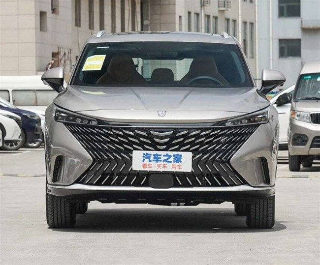 رووی eRX5 هیبرید؛ وقتی یک کراساوور چینی خوب است ، اما بینقص نیست رووی eRX5 هیبرید؛ وقتی یک کراساوور چینی خوب است ، اما بینقص نیست