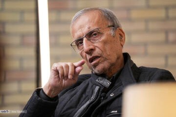 خانیکی: نگاه غالب در مسئله فیلترینگ، تهدید است/ بچه‌های 3-4 ساله با انواع فیلترشکن‌ها آشنا شده اند