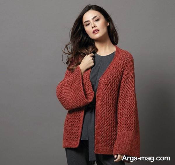 ژاکت بافتنی در رنگ زیبا