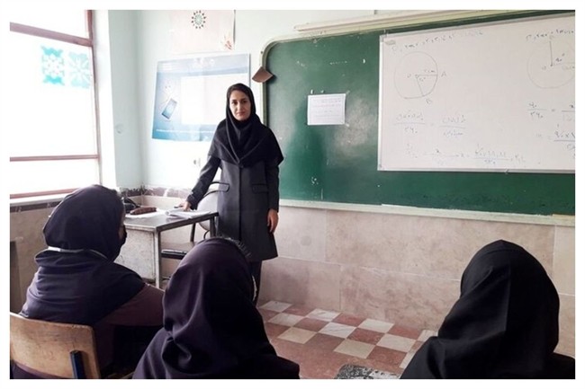 معلمان ایرانی به چین اعزام شدند/ علت چیست؟