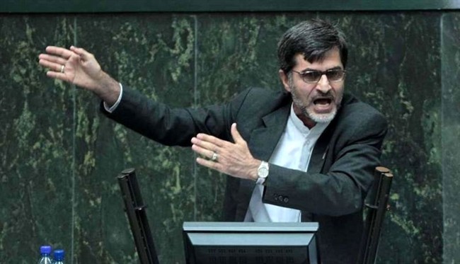 کوچک‌زاده: مذاکره منصفانه با آمریکا یعنی‌چه؟/ آقای قالیباف جلوی این صحبت ها را بگیرید+ فیلم