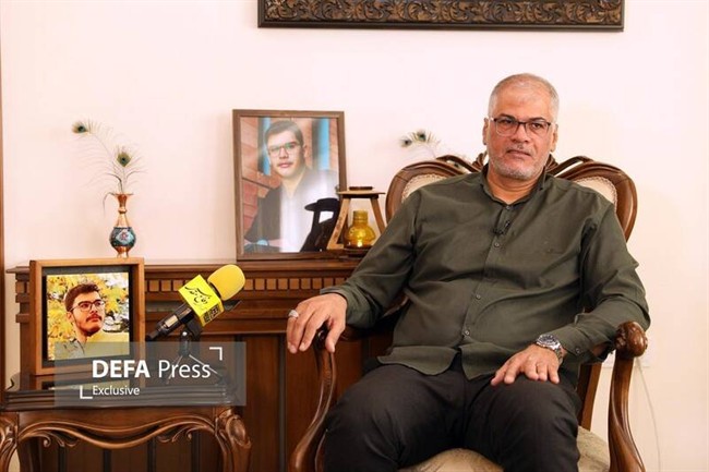 پدر شهید: قرآن و عترت دو بال عروج فرزندم بودند/ مادر شهید: حس مادرانه‌ام گواه می‌داد علیرضا شهید می‌شود