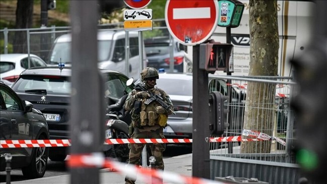 حمله با چاقو در متروی پاریس/ 3 زن زخمی شدند