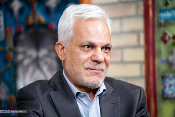 ماجرای ورود شیرین عبادی به کشور به روایت سردار طلایی؛ جمعیت بی‌شماری به استقبال او آمد/ وجود لباس شخصی‌ها تبدیل به تهدید می شوند