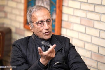 هادی خانیکی: جامعه ایران از گذشته بریده و نسبت به آینده بیمناک است/ در روزمرگی غرق شده است