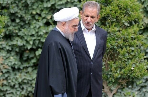 روایت جهانگیری از چگونگی رفتن سیف و انتصاب همتی به ریاست بانک مرکزی + عکس