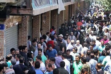 اطلاعات: اجازه ندهید اعتراضات درست بازاریان، به مقوله ای امنیتی تبدیل شود/ مقصّر این وضعیت آن کاسب بازار نیست 