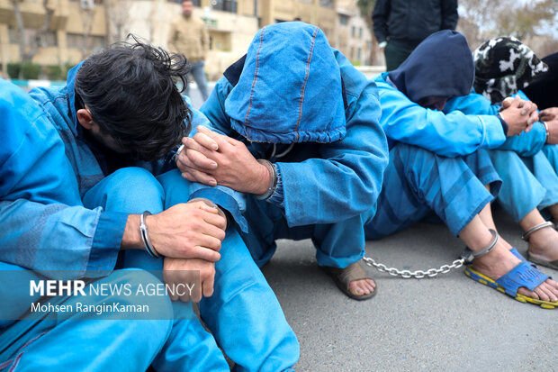 عملیات موفق پلیس در دستگیری 14 سارق در 72 ساعت/ 27 فقره سرقت کشف شد