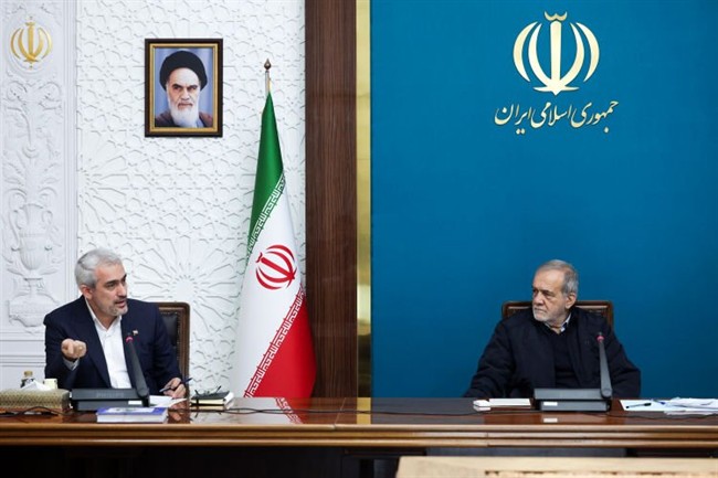 پزشکیان: تضعیف داخلی در شرایط فشار بیرونی، به کشور آسیب جدی می‌زند/ مفقود شدن منابع در نظام مالی کشور غیرقابل قبول است 