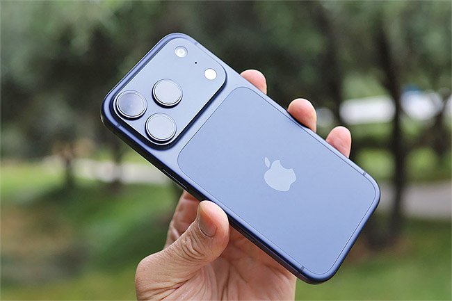 رونمایی آیفون 18 copy