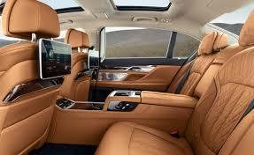 بی&zwnj;ام&zwnj;و سری ۷؛ اعتراف یک عاشق بنز به عظمت رقیبی که نمی&zwnj;شود نادیده&zwnj;اش گرفت