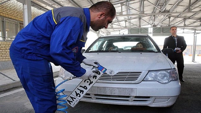 پلاک «ایران 70» هم به معابر تهران آمد