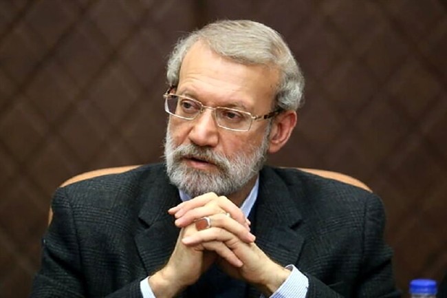 دشمن به‌دنبال این بود که نماد هویت ایران را از مردم بگیرد