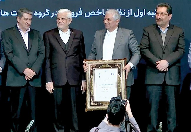 صعود 4 رتبه‌ای فکور صنعت در رتبه‌بندی IMI-100 سال 1404