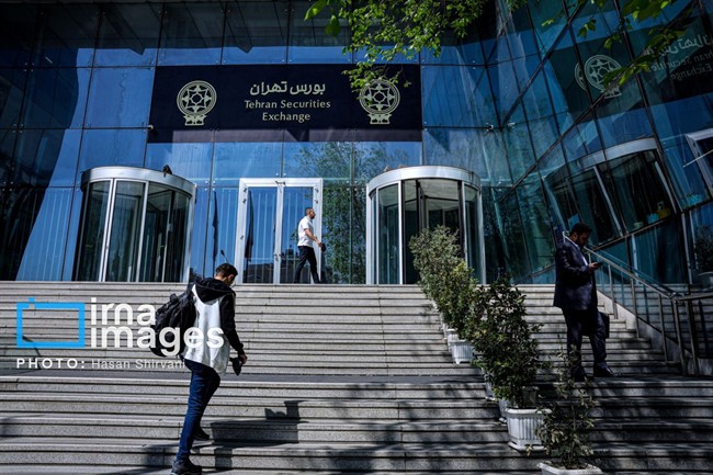 پنیک در بازار سرمایه/ بورس، بدترین سناریو را قیمت‌گذاری کرد + فیلم