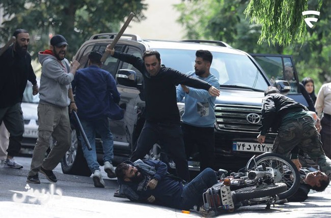 تقدیس پهلوی، ترویج اوباشیگری و «نفرت»آفرینی نسبت به بانیان انقلاب اسلامی/ خیانت بزرگ نمایش خانگی به فرهنگ نسل جوان