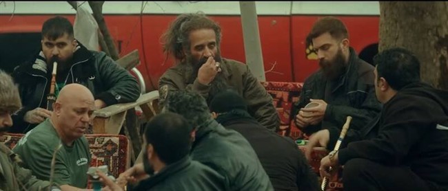 تقدیس پهلوی، ترویج اوباشیگری و «نفرت»آفرینی نسبت به بانیان انقلاب اسلامی/ خیانت بزرگ نمایش خانگی به فرهنگ نسل جوان