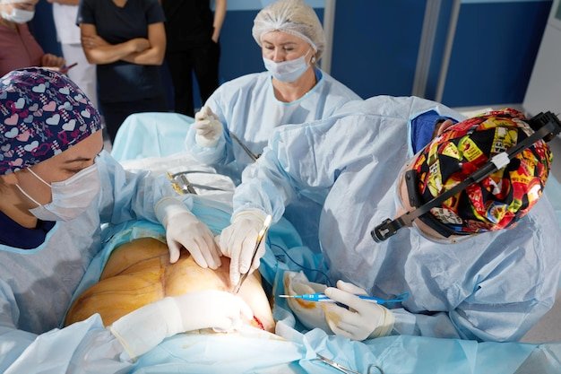 هزینه مامپلاستی چقدر است و چطور محاسبه می شود ؟