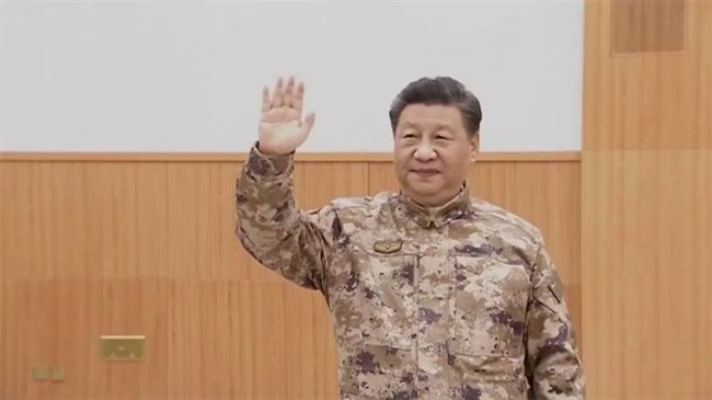 شایعه کودتا یا جنگ اطلاعاتی غرب؟/ مقابلهی رهبر چین با «نفوذ» در همهی سطوح حاکمیت +عکس و فیلم