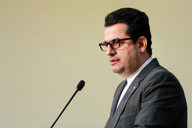 توئیت هشدارآمیز معاون تشریفات دفتر رئیس‌جمهوری/ همه گزینه‌ها روی میز است