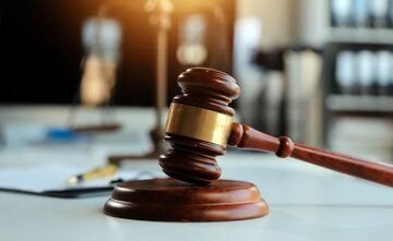 با این کار تحت پیگرد قانونی قرار می گیرید/ مراقب باشید