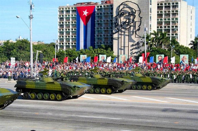 اقدام روسیه علیه آمریکا/ مسکو: به کوبا نفت می دهیم