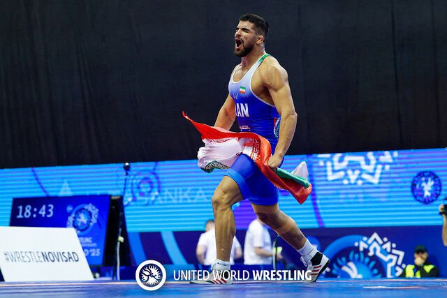 کشتی‌گیر آمریکایی حاضر به مسابقه با حریف ایرانی نشد/ عظیمی طلا گرفت