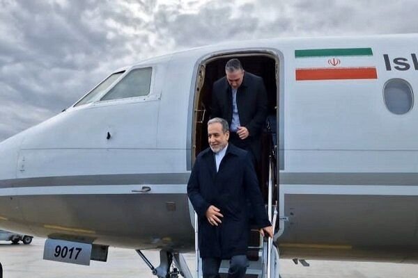 عراقچی به مسقط رسید