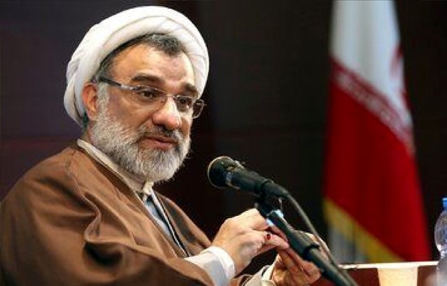 خسروپناه: در یک نظرسنجی درصد بالایی از خانم‌هایی که کشف حجاب می‌کنند، گفته اند این سبک را می‌پسندیم/منشا بخشی از اتفاقات 1401 تصمیمات نادرست در مقام اجرا بود