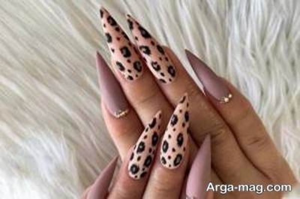 طراحی ناخن پلنگی زیبا