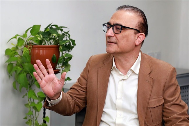 شورای فرهنگی تنها کاری که نمی کند، کار فرهنگی است/ مدیر فرهنگی باید پدیدآورنده باشد