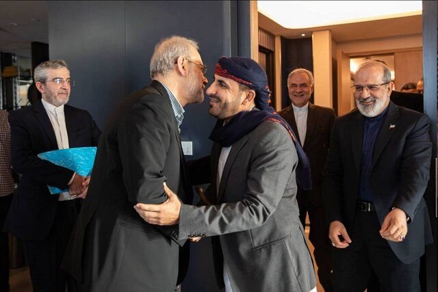 لاریجانی با سخنگوی انصارالله یمن دیدار کرد