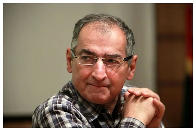 زیباکلام: ترامپ نمی‌خواهد وارد جنگ با ایران شود/ برخلاف دیدگاه سلطنت‌طلبان حمله نظامی به ایران به سقوط نظام منجر نخواهد شد