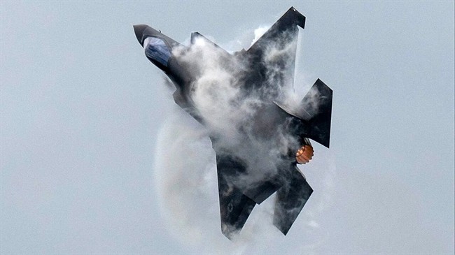 نبرد دو جنگنده نسل پنج / «اف 35» یا «اف 22»‌ کدام برنده میدان است؟